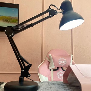 Nail lamps with low energy consumption